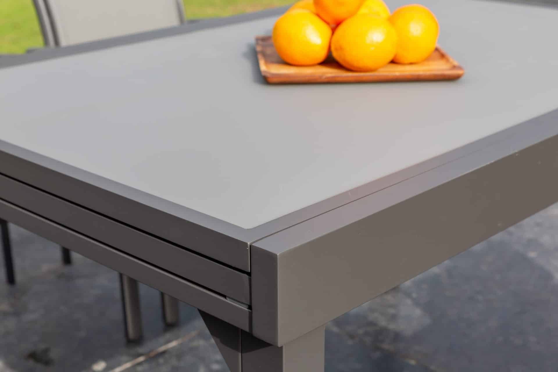 פינת ישיבה למרפסת